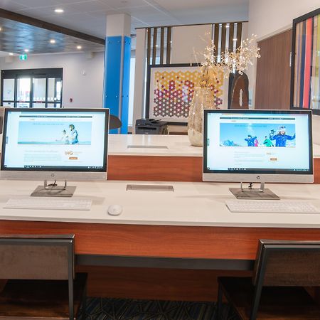 Holiday Inn Express & Suites - North Battleford By Ihg Екстериор снимка