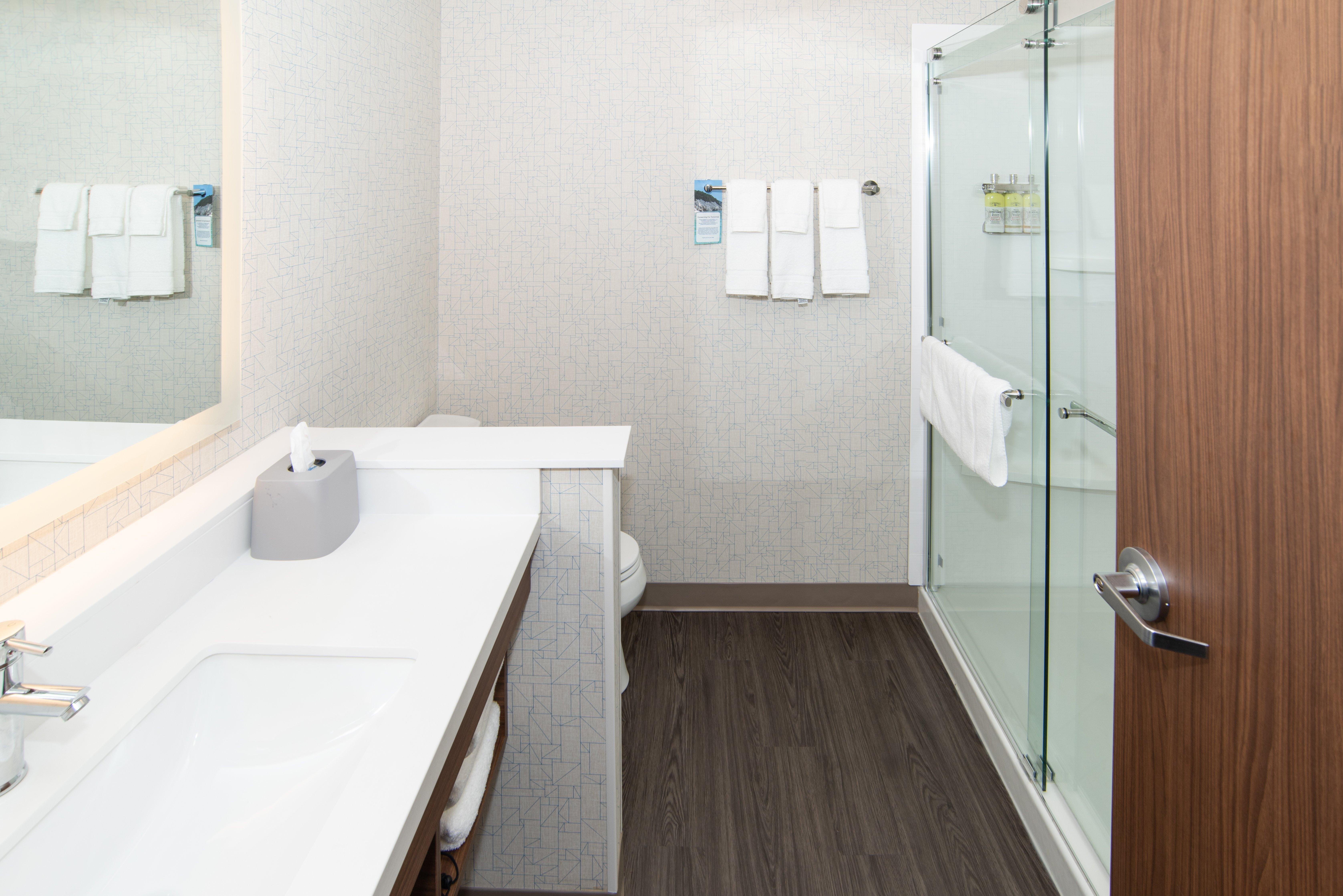 Holiday Inn Express & Suites - North Battleford By Ihg Екстериор снимка