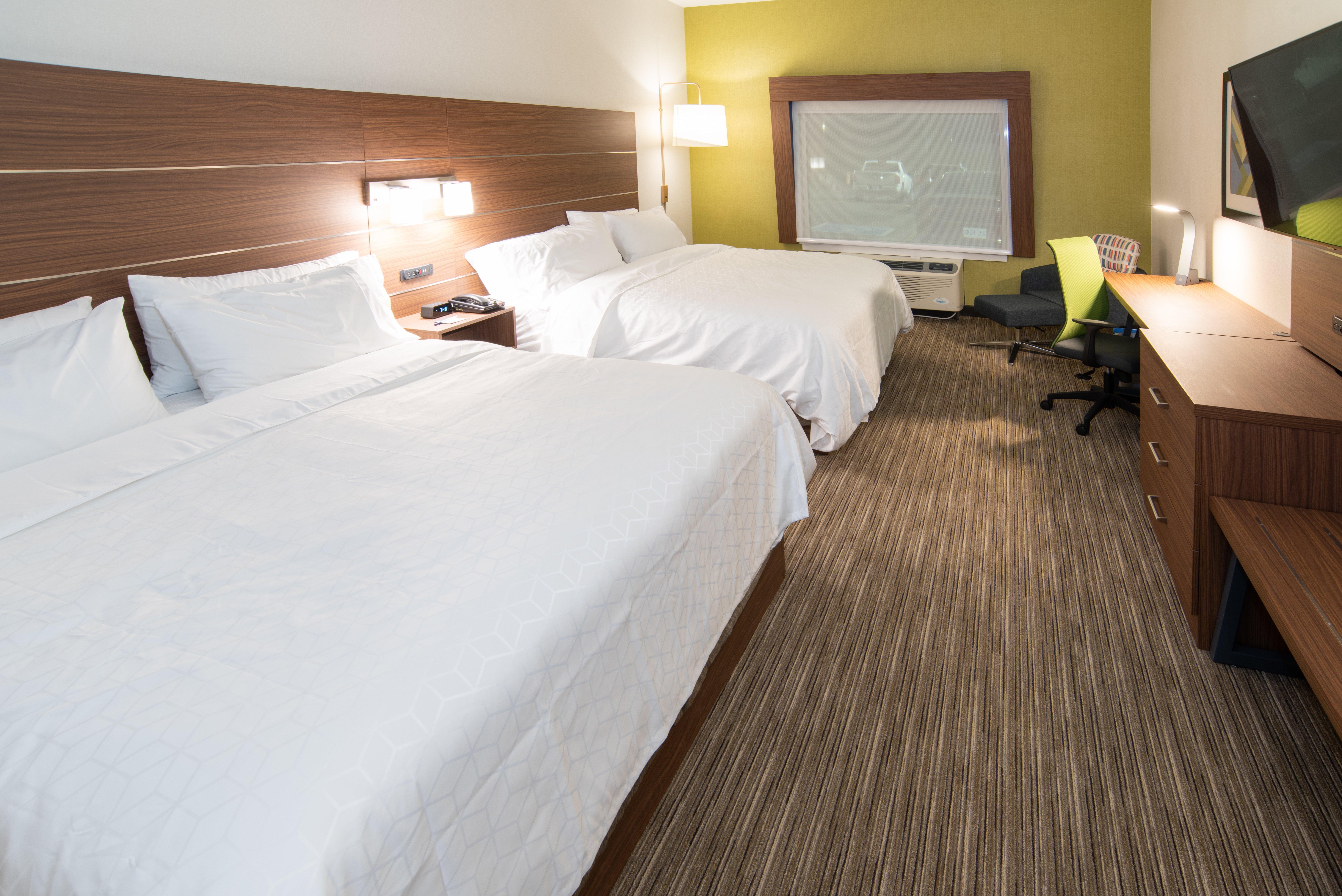 Holiday Inn Express & Suites - North Battleford By Ihg Екстериор снимка