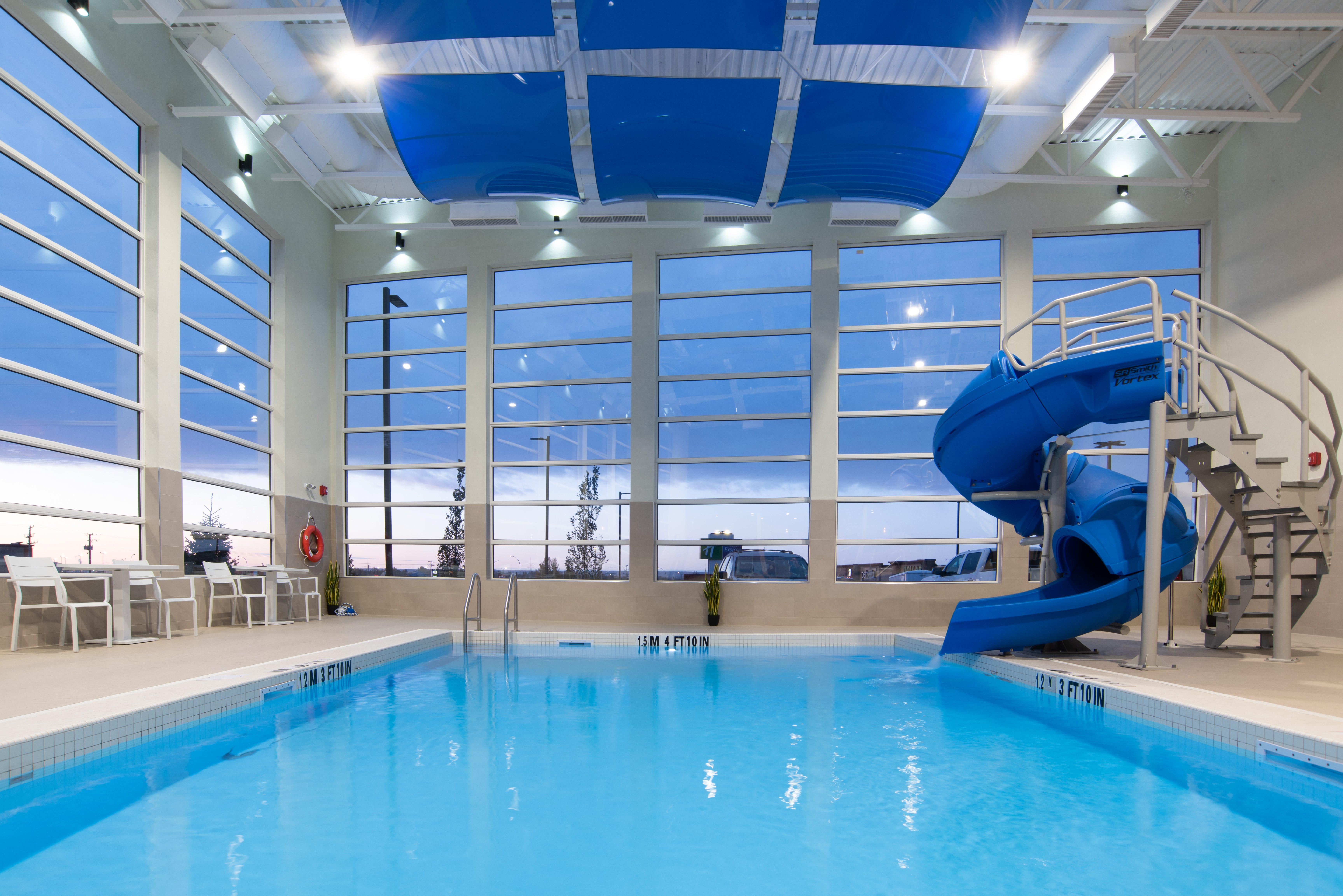 Holiday Inn Express & Suites - North Battleford By Ihg Екстериор снимка