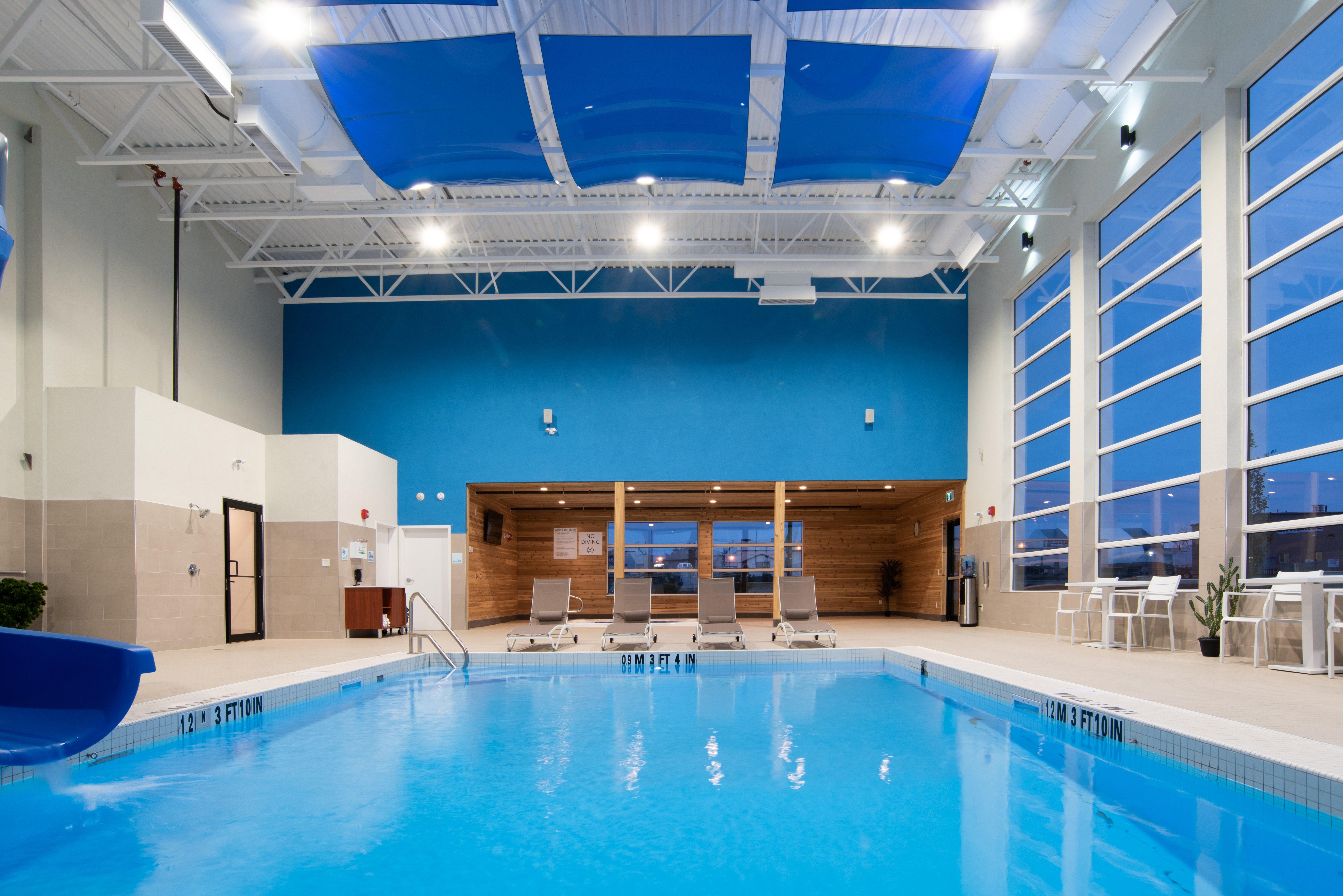 Holiday Inn Express & Suites - North Battleford By Ihg Екстериор снимка