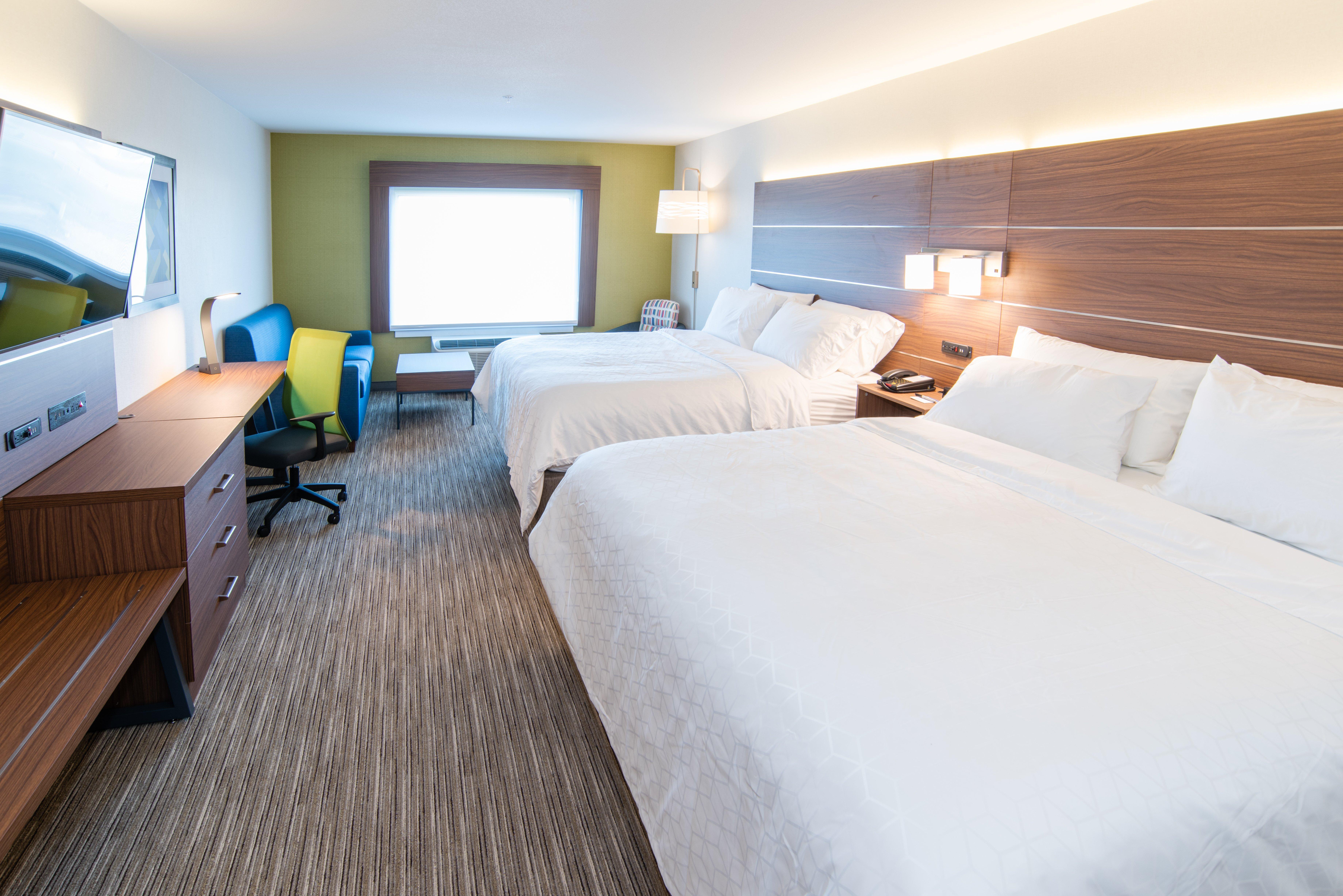 Holiday Inn Express & Suites - North Battleford By Ihg Екстериор снимка